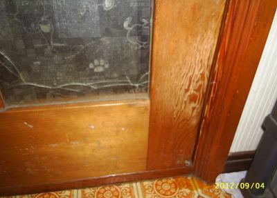s-201209042.jpg